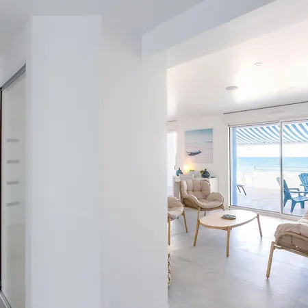 Sublime Face A La Avec Acces アパート